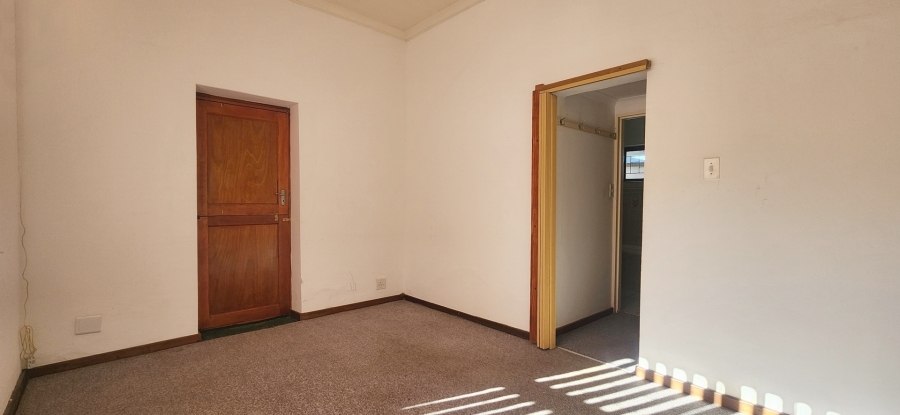 2 Bedroom Property for Sale in Bredasdorp Western Cape